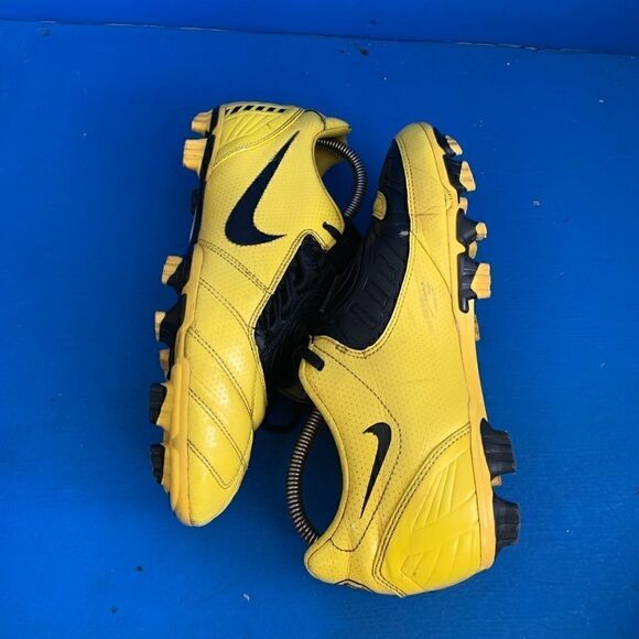 Nike Total90 Laser II 2 FG US7.5 Yellow 354745 702 Total 90 Iniesta LTD Elite
